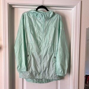 Columbia Green Ski & Snow Jacket with Hood and Water-Resistant Material